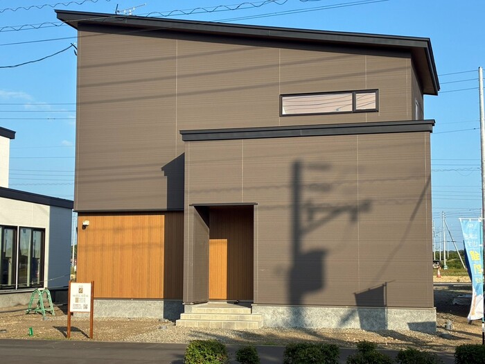 住研ハウスのグランドステージウトナイ南モデルハウスの外観